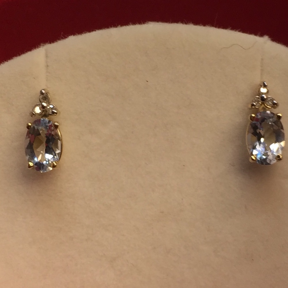 10KT Gold Diamond/Aquamarine Earrings